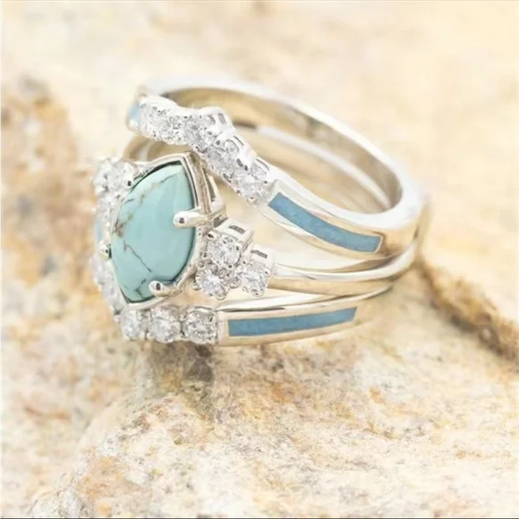 3 Pieces/Set Women's 18K Gold
Plated Multilayer Hollow
Turquoise Ring - Picture 4 of 9